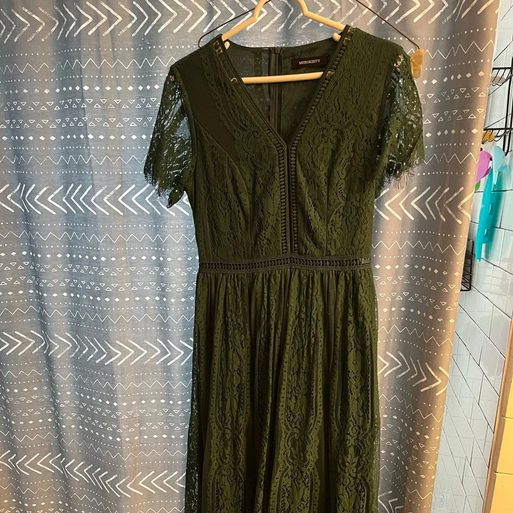 Women’s V neck dress - Picture 1 of 1